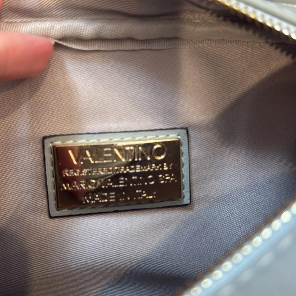 Valentino by Mario Valentino leather Mia Signature crossbody in Sage NWOT - Picture 7 of 9